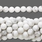 Howlit, 6mm rund pärla, natur vit-grå, 30st